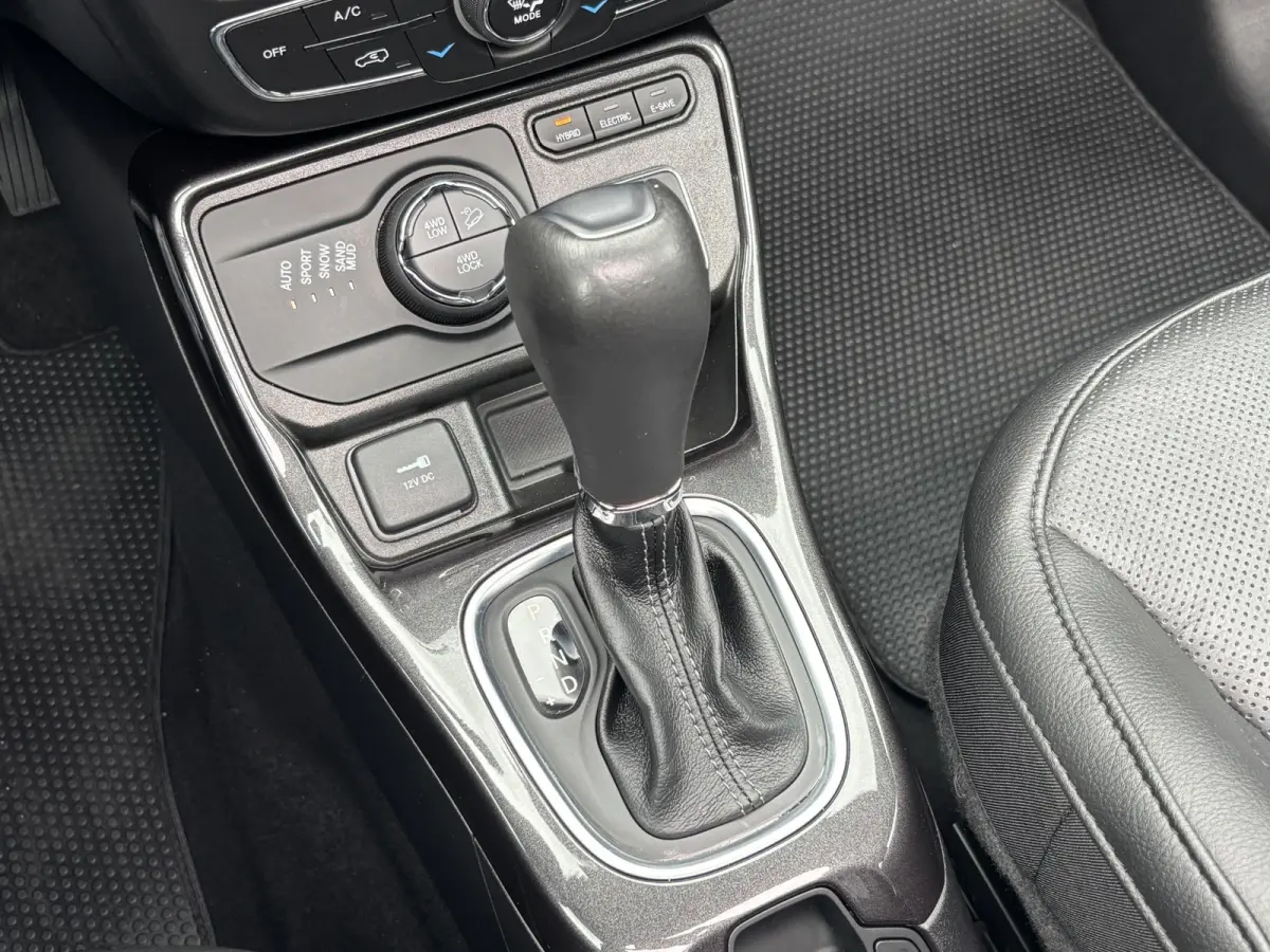240pk Plug-in Hybrid S | Glazen dak | LEER | Camera | Alpine Audio | AUTOMAAT