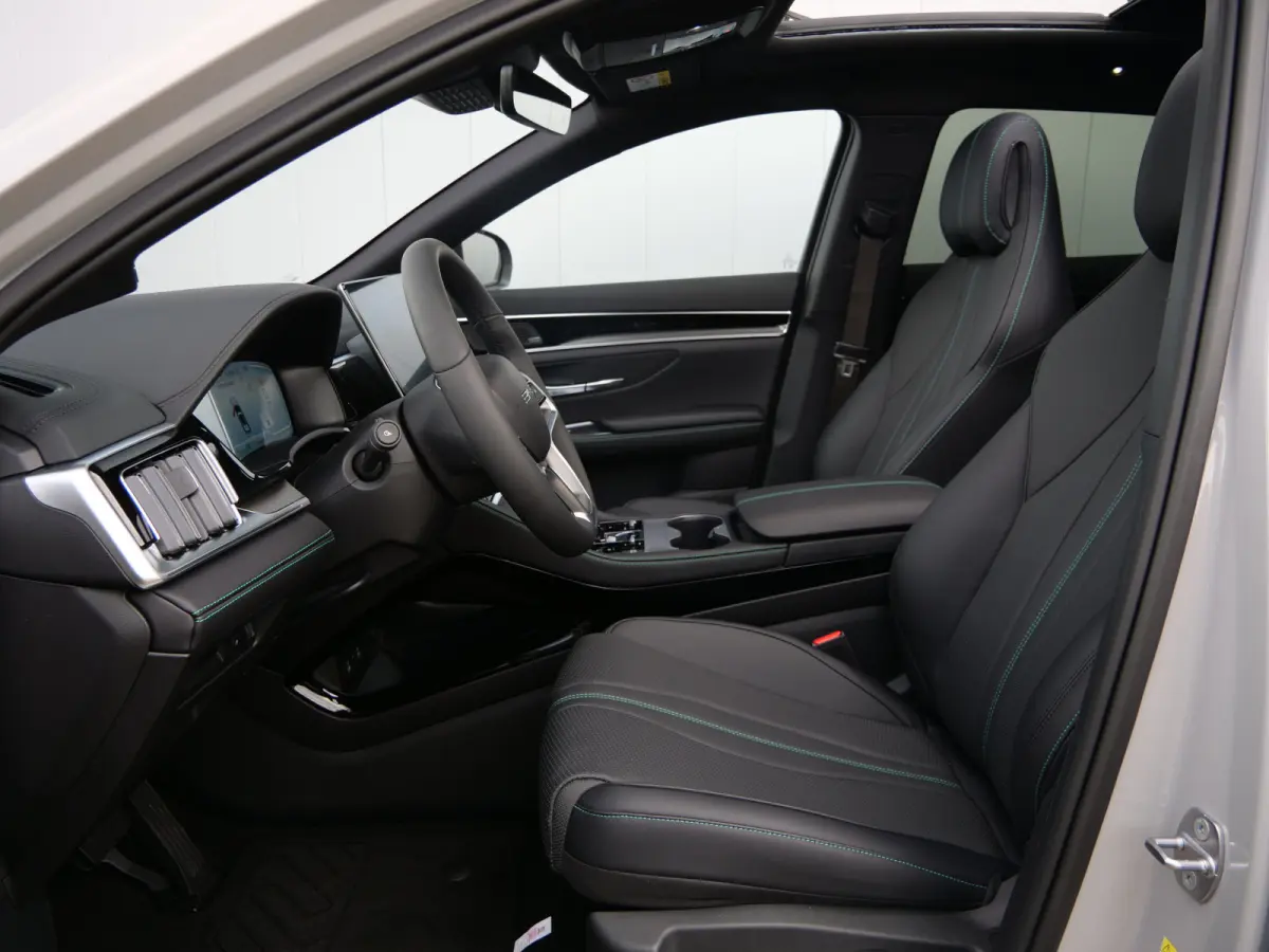 1.5 218pk DM-i FWD Boost Automaat Leder / Panoramadak / Infinity sound / Adaptive cruise