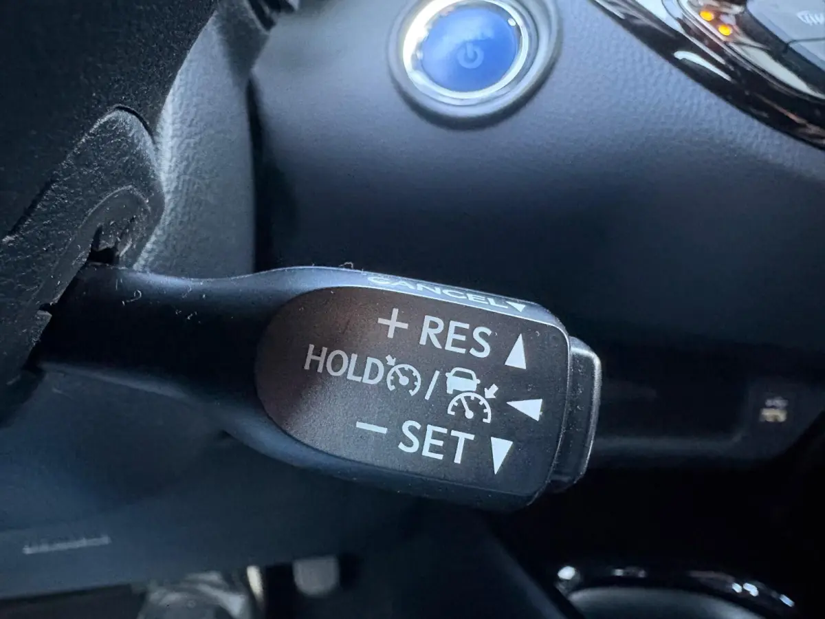 1.8 Hybrid Automaat Dynamic Carplay-android/Camera/Parkeerhulp/Adapt.-cruise/Keyfree