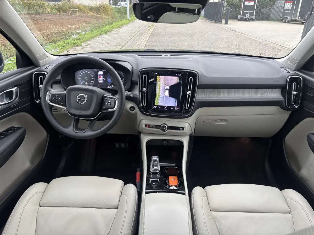 1.5 T4 Trekhaak Panoramadak Leder Standkachel, Verwarmde voorruit