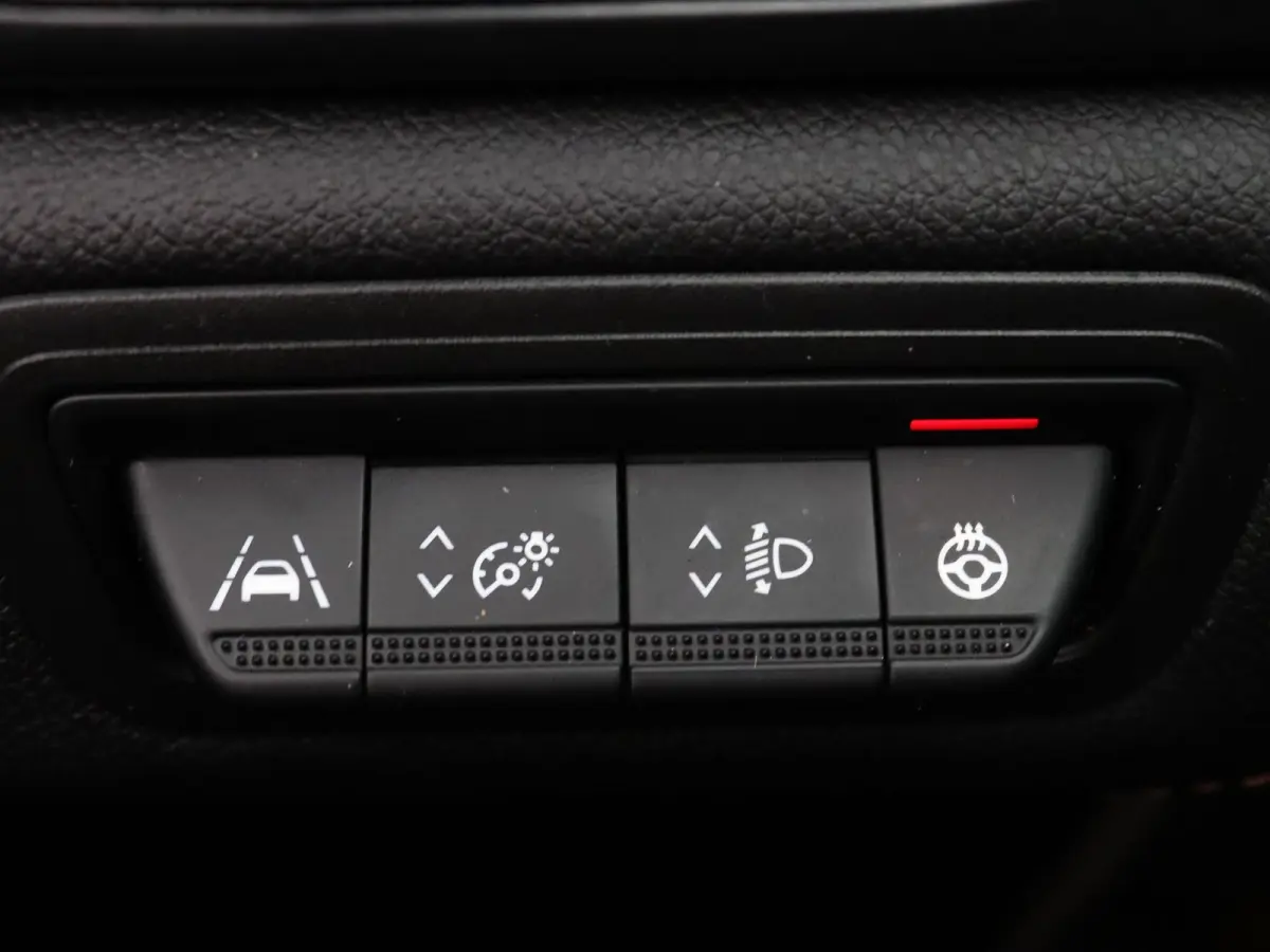 140pk TCe Initiale Paris Apple Carplay/Android Auto | Climate