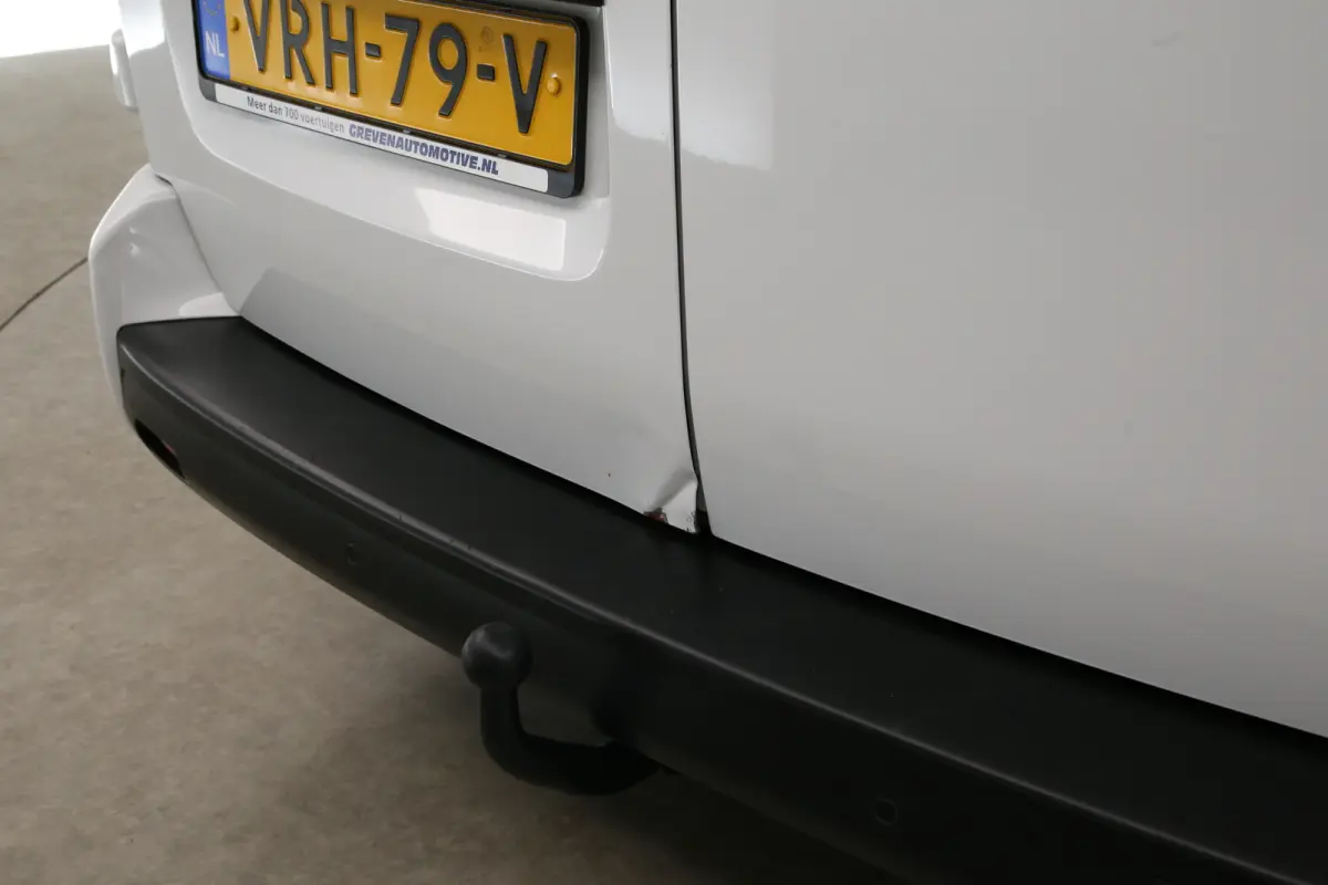 75 kWh Long Range L3H1 | Snelladen | DC | 6 Zits | SOH 92% | Airco | Camera | Cruise | Carplay | Trekhaak