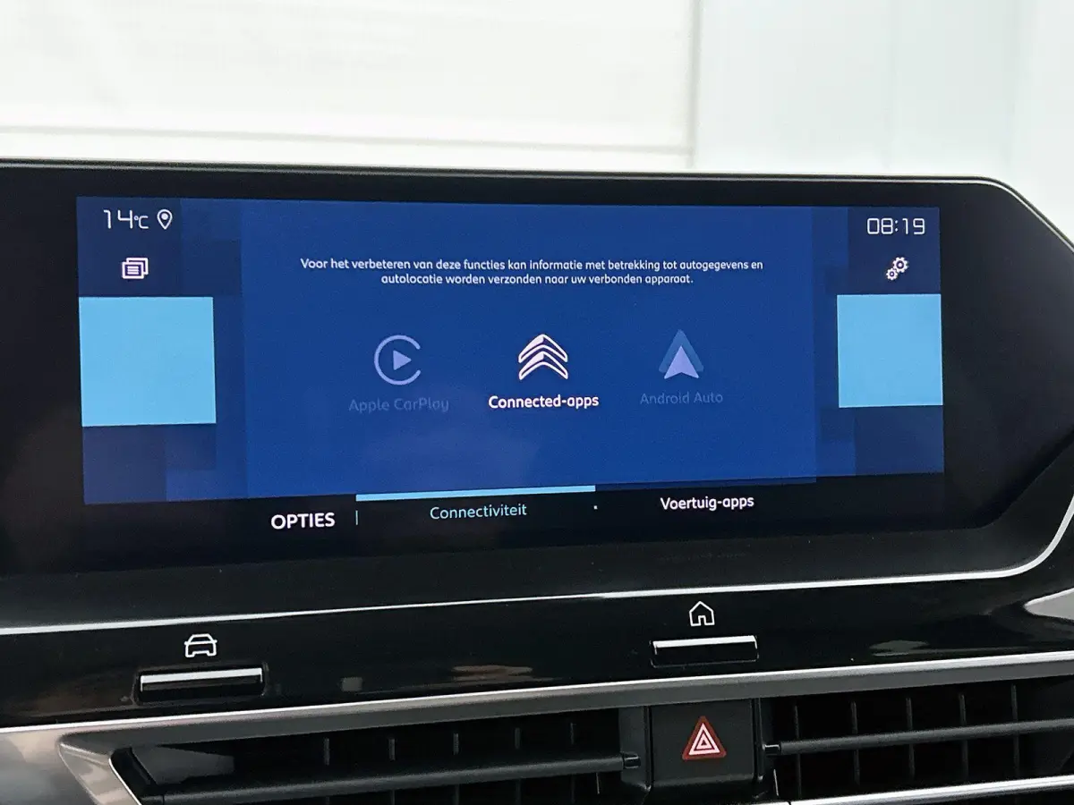 136pk Feel Pack 50 kWh Automaat | 1ste Eigenaar | Head-Up Display | Navigatie | Adaptieve Cruise Control | 17"LMV | Full-LED | Camera | Stoel-/Stuur-/Voorruitverwarming |