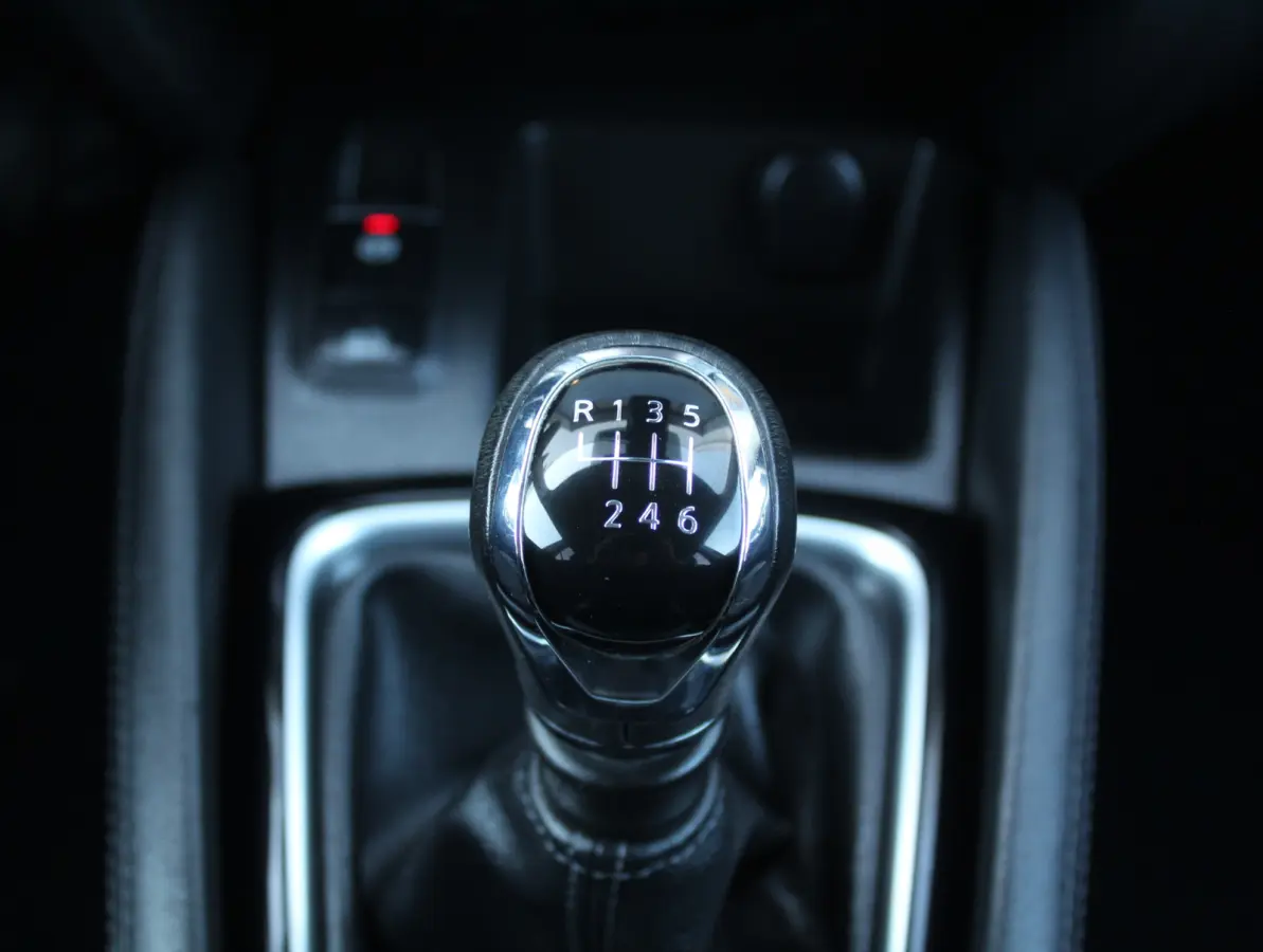 1.2 N-Connecta CLIMATE | NAVI | PDCV+A | CRUISE | DAB | LED | PANODAK | TRHAAK | LMV18 | 360CAMERA