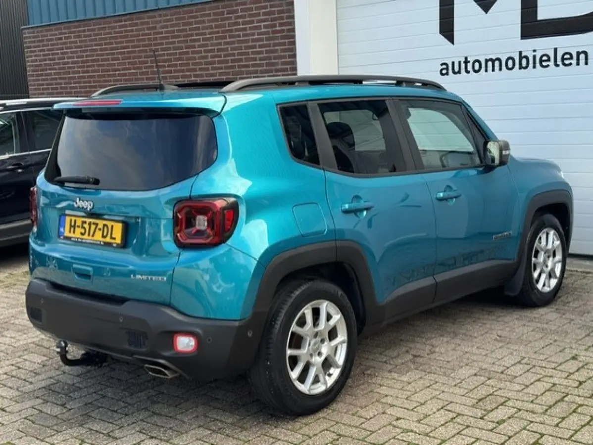 1.3T Freedom-1e eigenaar-Trekhaak-Panorama-LED-Originele Nederlandse auto met NAP - Stuur en stoelverwarming -Camera