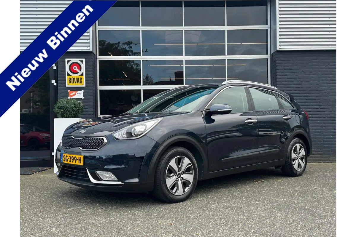 1.6 Hybrid DynamicLine, Airco, CarPlay, Camera, Cruise, Trekhaak, Navi, Lane, NAP