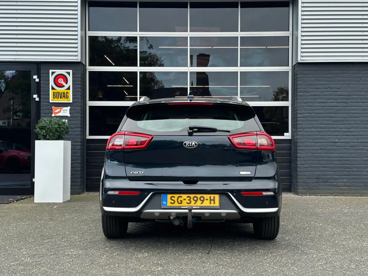 1.6 Hybrid DynamicLine, Airco, CarPlay, Camera, Cruise, Trekhaak, Navi, Lane, NAP