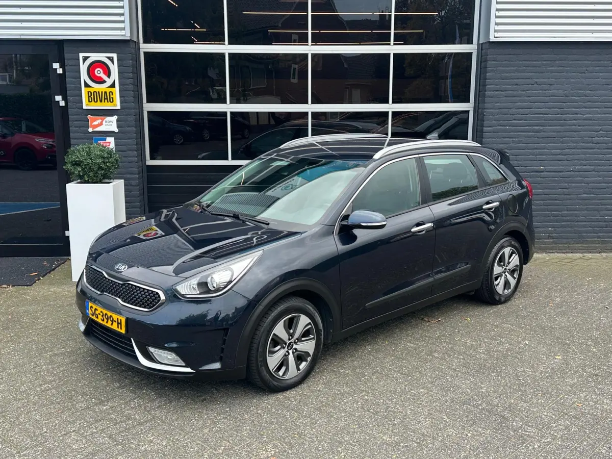 1.6 Hybrid DynamicLine, Airco, CarPlay, Camera, Cruise, Trekhaak, Navi, Lane, NAP