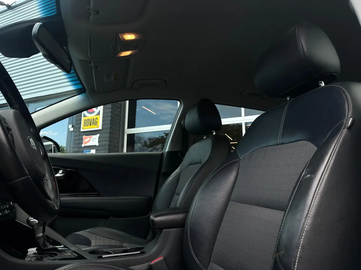 1.6 Hybrid DynamicLine, Airco, CarPlay, Camera, Cruise, Trekhaak, Navi, Lane, NAP