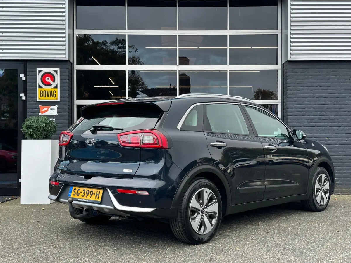 1.6 Hybrid DynamicLine, Airco, CarPlay, Camera, Cruise, Trekhaak, Navi, Lane, NAP