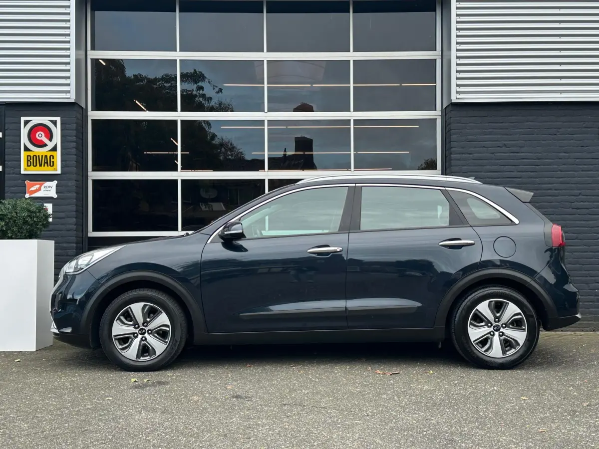 1.6 Hybrid DynamicLine, Airco, CarPlay, Camera, Cruise, Trekhaak, Navi, Lane, NAP