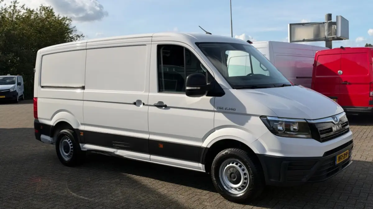 2.0 TDI 103KW 140PK L3H2 AUTOMAAT EURO 6 DUBBELE SCHUIFDEUR/ AIRCO/ CRUISE CONTROL/ NAVIGATIE/ CAMERA/ 100% DEALERONDERHOUDEN