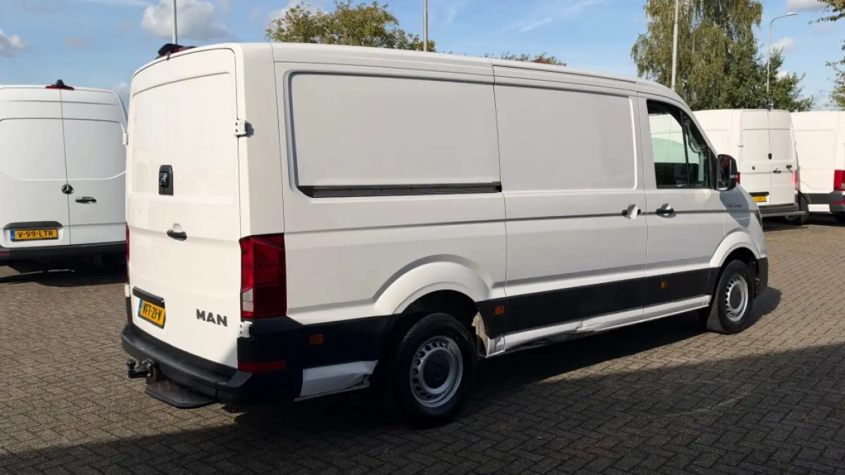 2.0 TDI 103KW 140PK L3H2 AUTOMAAT EURO 6 DUBBELE SCHUIFDEUR/ AIRCO/ CRUISE CONTROL/ NAVIGATIE/ CAMERA/ 100% DEALERONDERHOUDEN