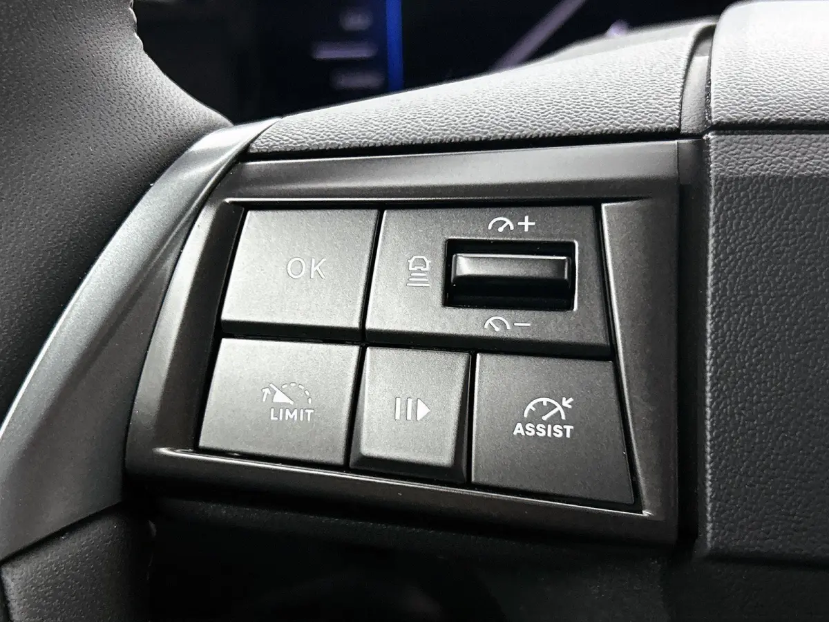 156pk Edition 54 kWh Automaat | Tot 8 Jaar Garantie | Navigatie | Adaptieve Cruise Control | Camera | Climate Control | Dodehoekdetectie | LED |