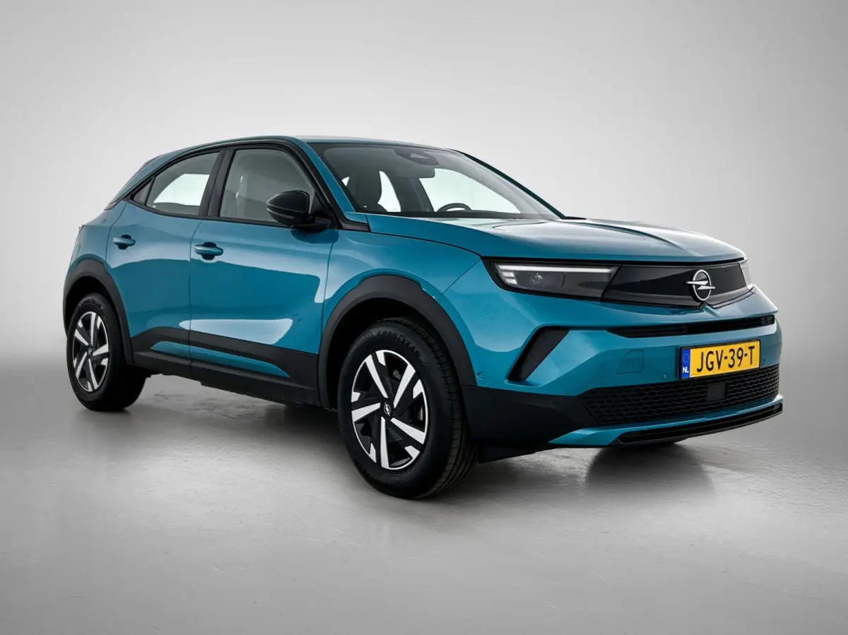 156pk Edition 54 kWh Automaat | Tot 8 Jaar Garantie | Navigatie | Adaptieve Cruise Control | Camera | Climate Control | Dodehoekdetectie | 17"LMV | LED |