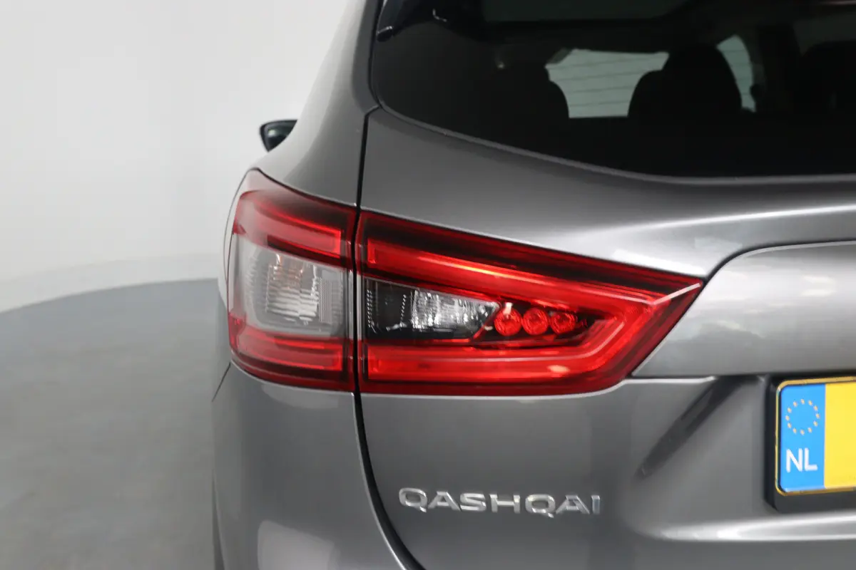 1.3 DIG-T N-Connecta | Panoramadak | LED | 360 Camera | Navi | Clima | Stoelverwarming | Cruise Control | Parkeersensoren V+A | Keyless | DAB | Lichtmetalen Velgen