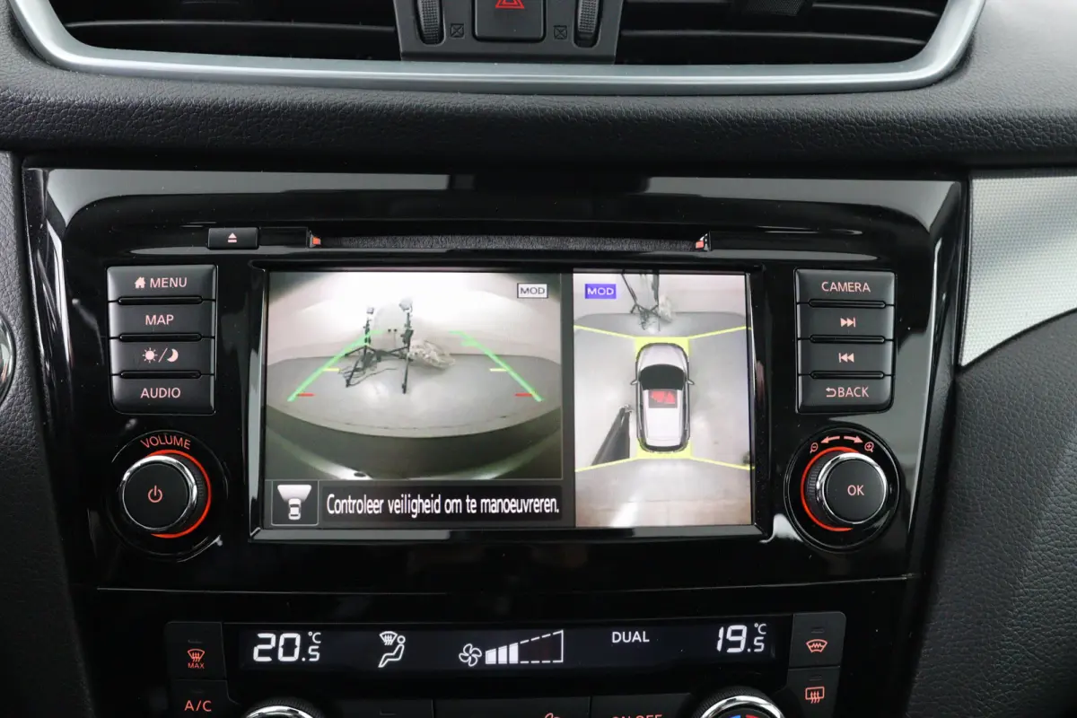 1.3 DIG-T N-Connecta | Panoramadak | LED | 360 Camera | Navi | Clima | Stoelverwarming | Cruise Control | Parkeersensoren V+A | Keyless | DAB | Lichtmetalen Velgen