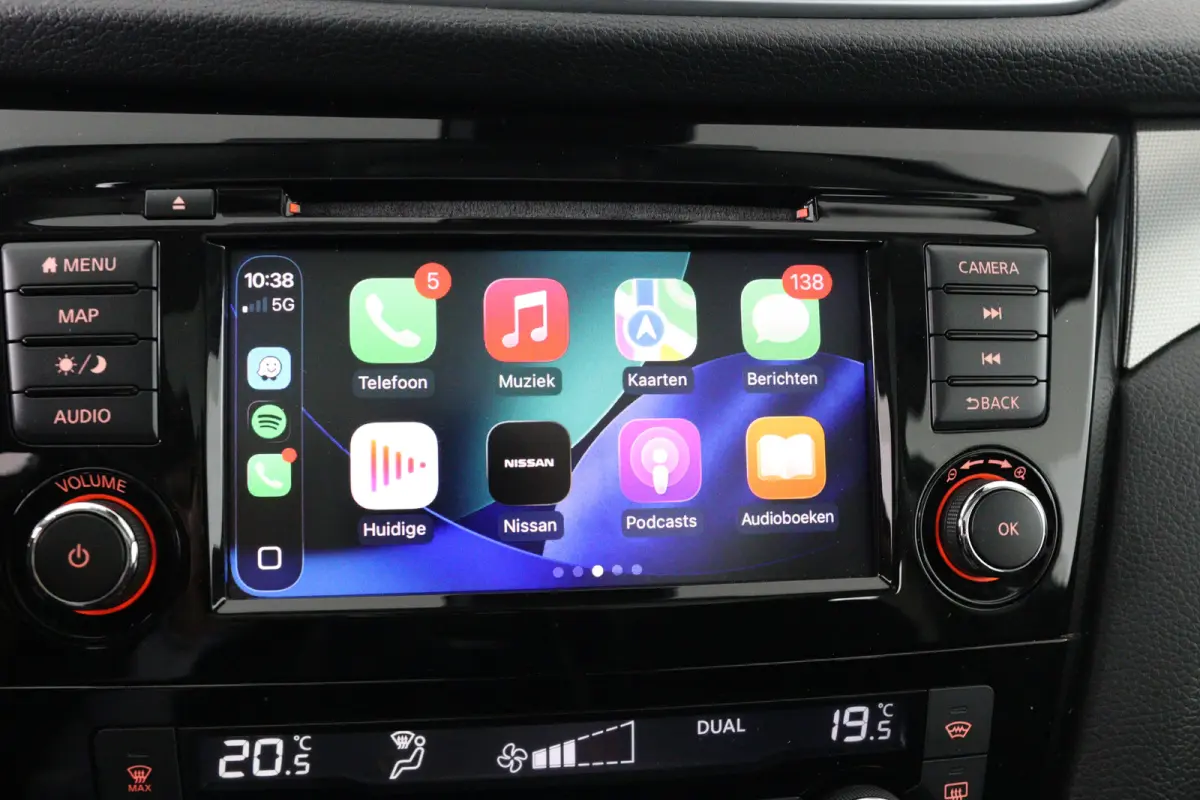 1.3 DIG-T N-Connecta | Panoramadak | LED | 360 Camera | Navi | Clima | Stoelverwarming | Cruise Control | Parkeersensoren V+A | Keyless | DAB | Lichtmetalen Velgen