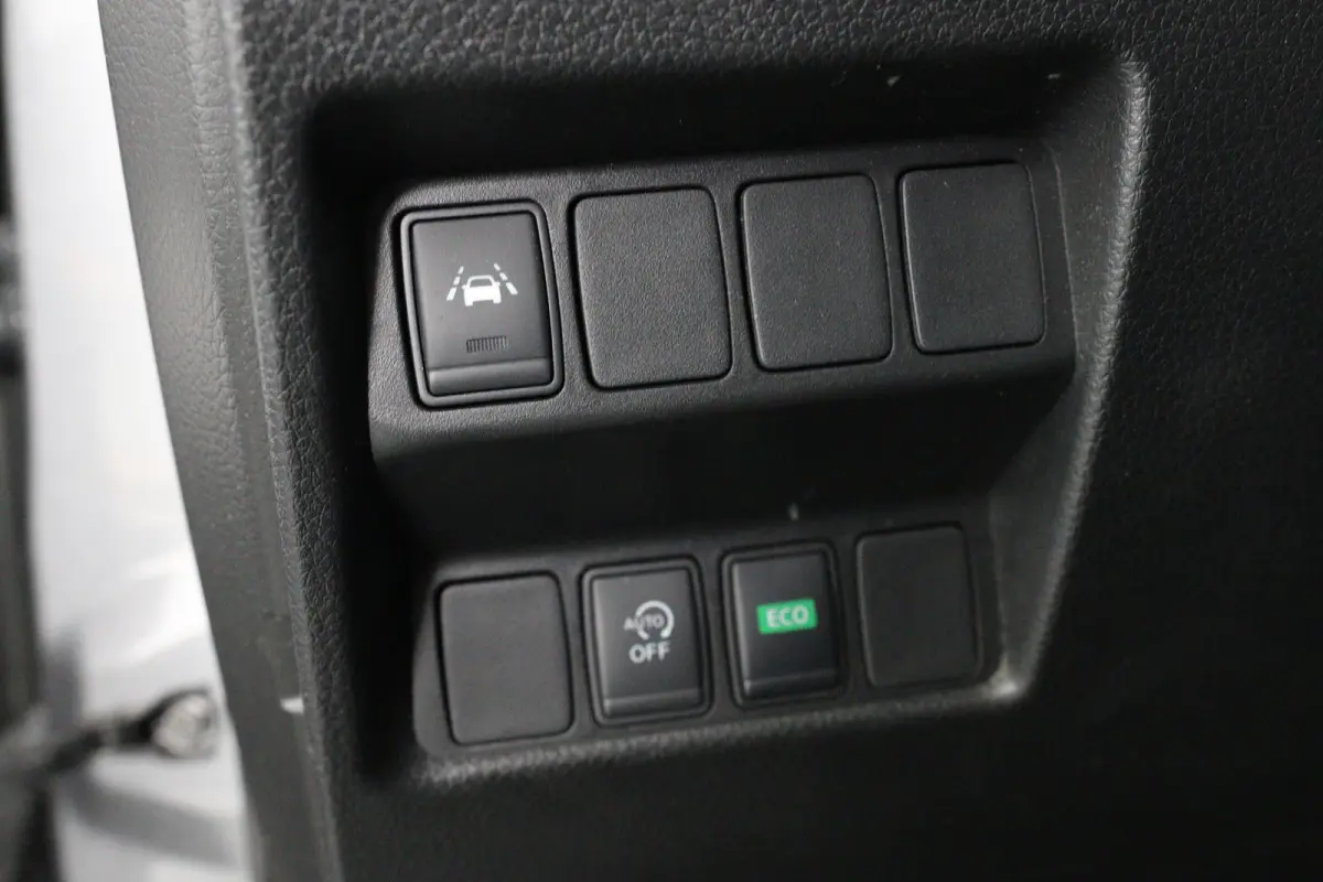 1.3 DIG-T N-Connecta | Panoramadak | LED | 360 Camera | Navi | Clima | Stoelverwarming | Cruise Control | Parkeersensoren V+A | Keyless | DAB | Lichtmetalen Velgen