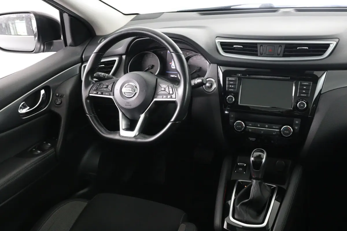 1.3 DIG-T N-Connecta | Panoramadak | LED | 360 Camera | Navi | Clima | Stoelverwarming | Cruise Control | Parkeersensoren V+A | Keyless | DAB | Lichtmetalen Velgen