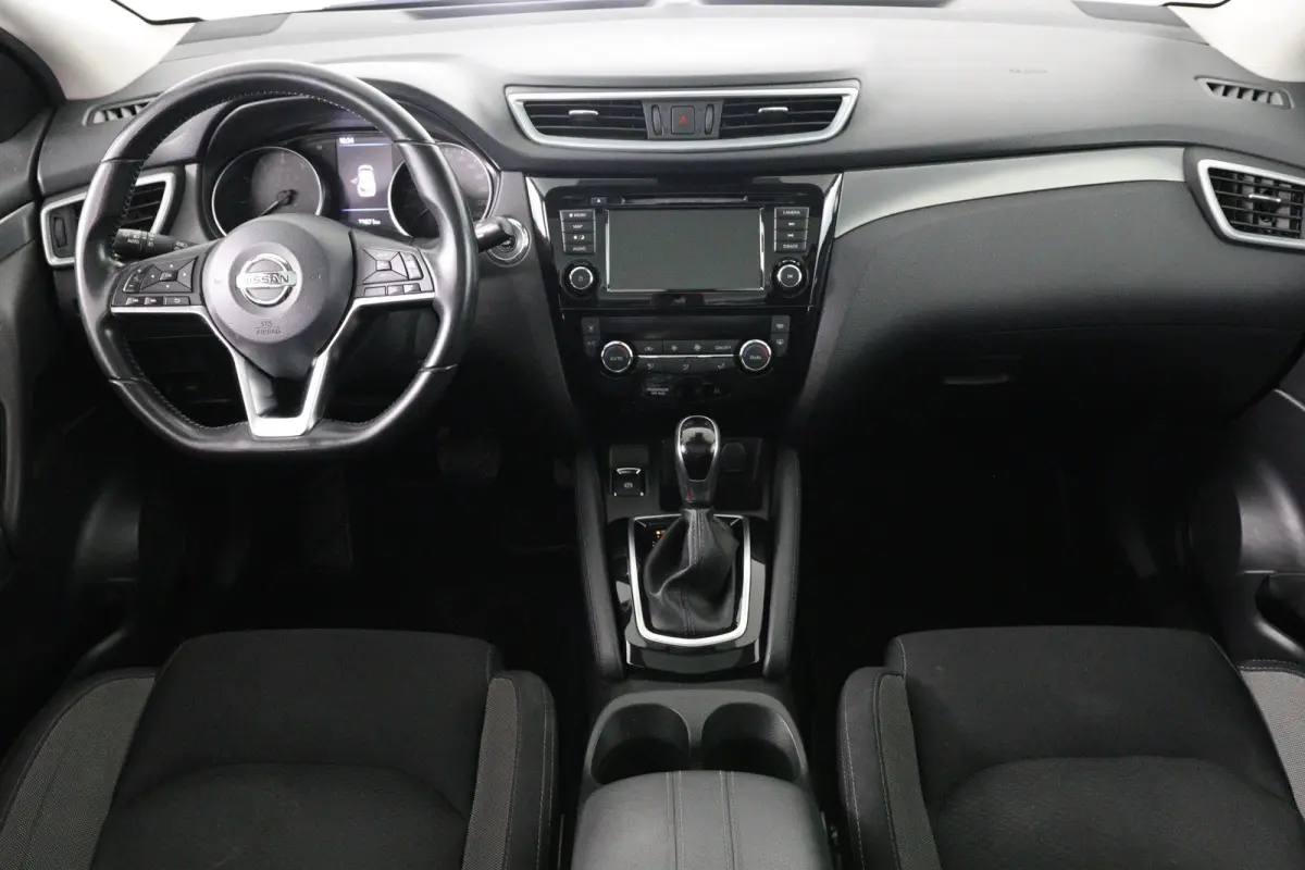 1.3 DIG-T N-Connecta | Panoramadak | LED | 360 Camera | Navi | Clima | Stoelverwarming | Cruise Control | Parkeersensoren V+A | Keyless | DAB | Lichtmetalen Velgen