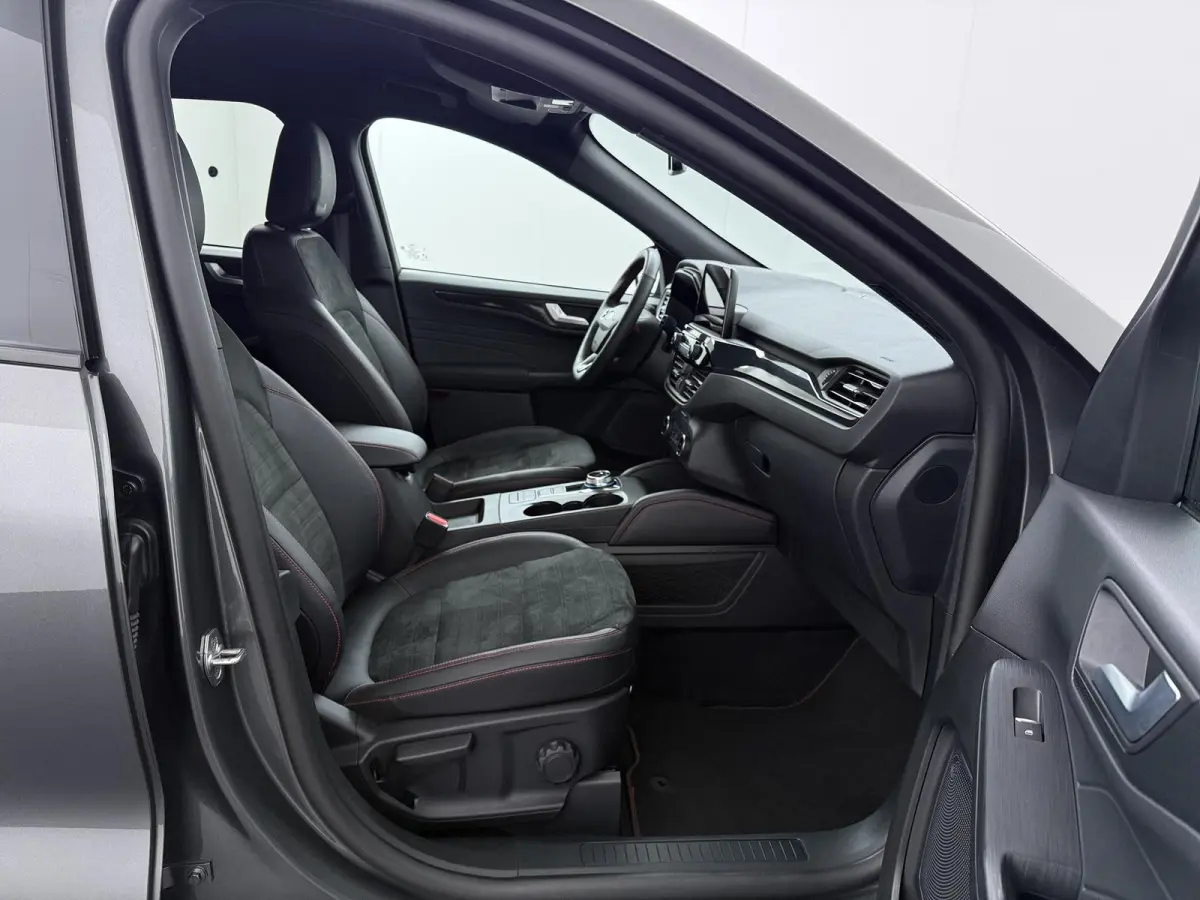 2.5 PHEV ST-Line X | Winter pack |