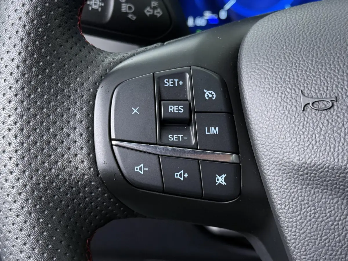 2.5 PHEV ST-Line X | Winter pack |