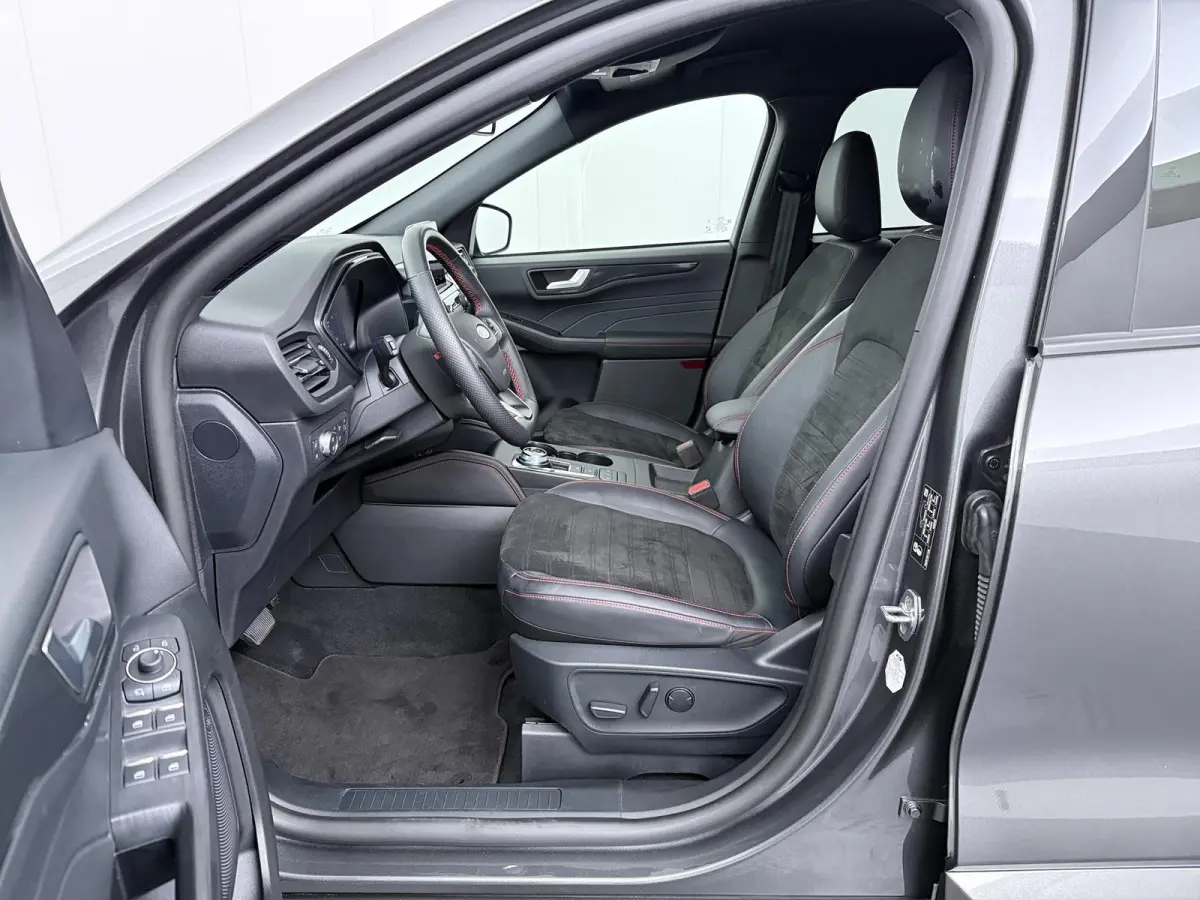 2.5 PHEV ST-Line X | Winter pack |