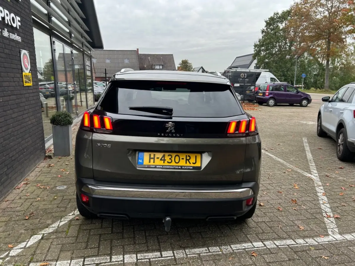 1.2 PT BL PREM AV