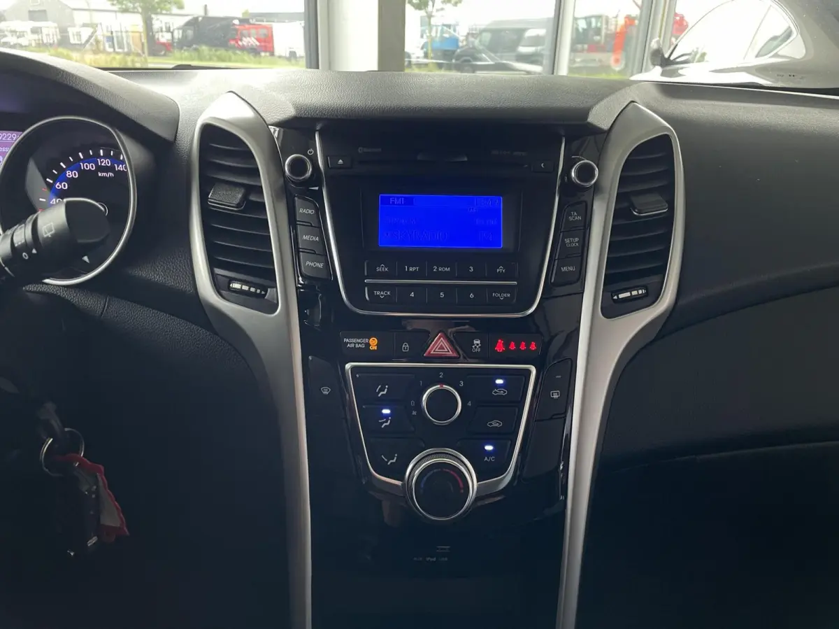 2016 wit 1.6 GDi Comfort