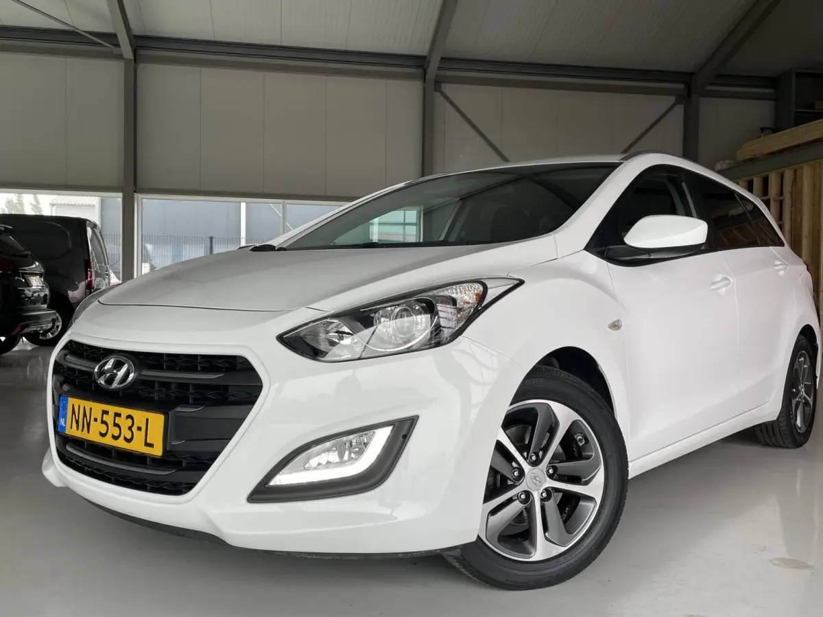 2016 wit 1.6 GDi Comfort