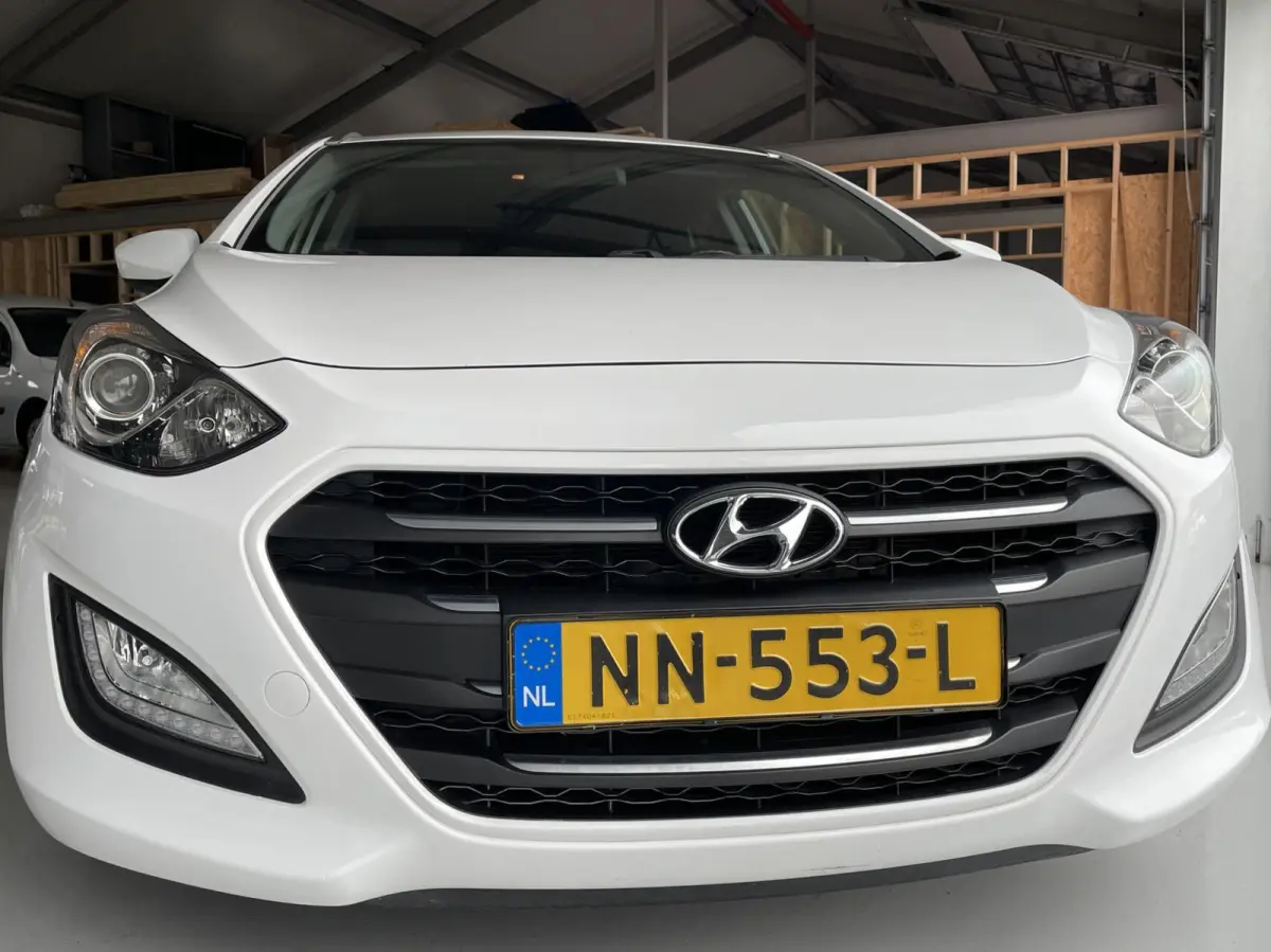 2016 wit 1.6 GDi Comfort