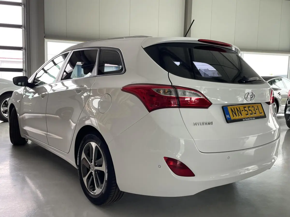 2016 wit 1.6 GDi Comfort