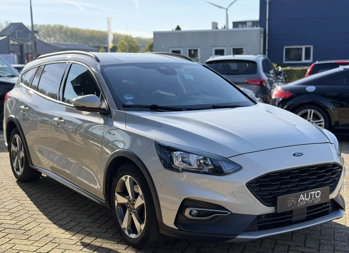 1.0 EcoBoost Active Business 125PK | Nette Staat | Trekhaak | Achteruitrijcamera | Parkeersensoren Voor en Achter | Carplay | Navigatie | Elektrische Bestuurdersstoel | Privacy Glass | Cruis