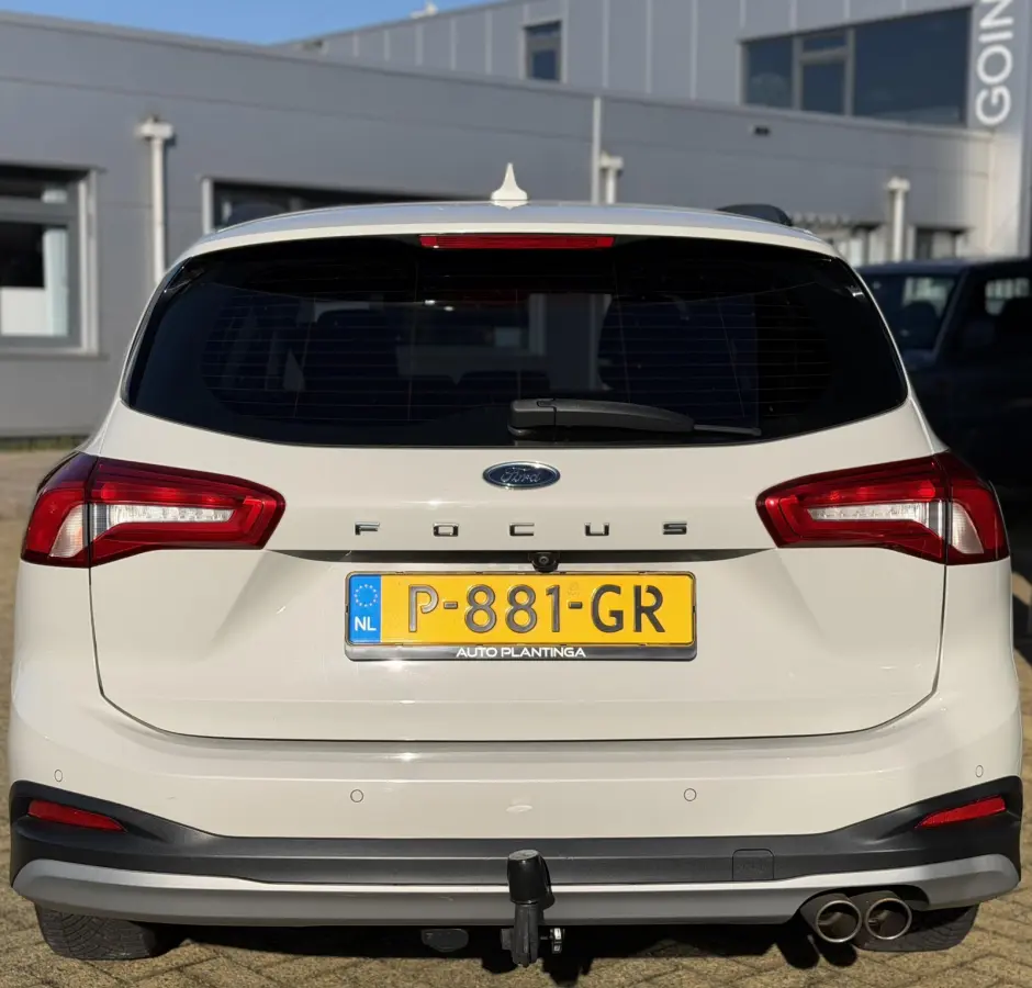 1.0 EcoBoost Active Business 125PK | Nette Staat | Trekhaak | Achteruitrijcamera | Parkeersensoren Voor en Achter | Carplay | Navigatie | Elektrische Bestuurdersstoel | Privacy Glass | Cruis