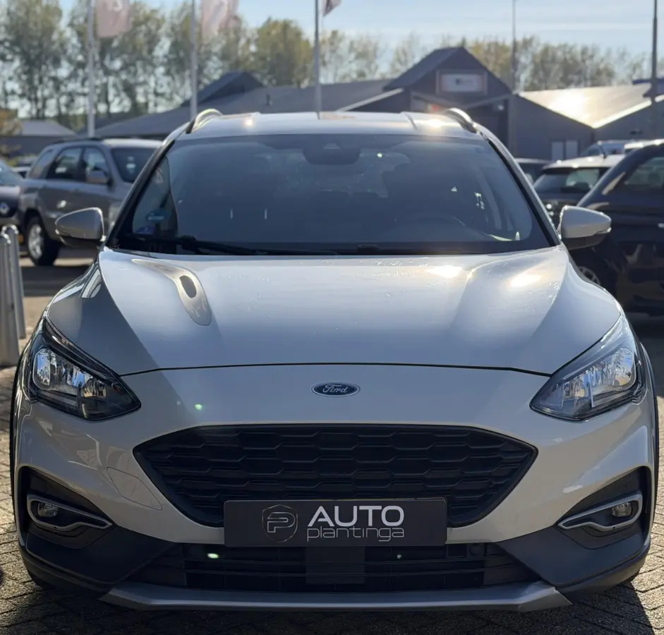 1.0 EcoBoost Active Business 125PK | Nette Staat | Trekhaak | Achteruitrijcamera | Parkeersensoren Voor en Achter | Carplay | Navigatie | Elektrische Bestuurdersstoel | Privacy Glass | Cruis