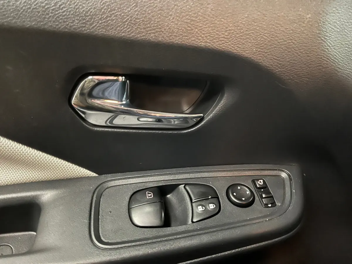 0.9 IG-T Business Edition, Airco, LMV, Navigatie