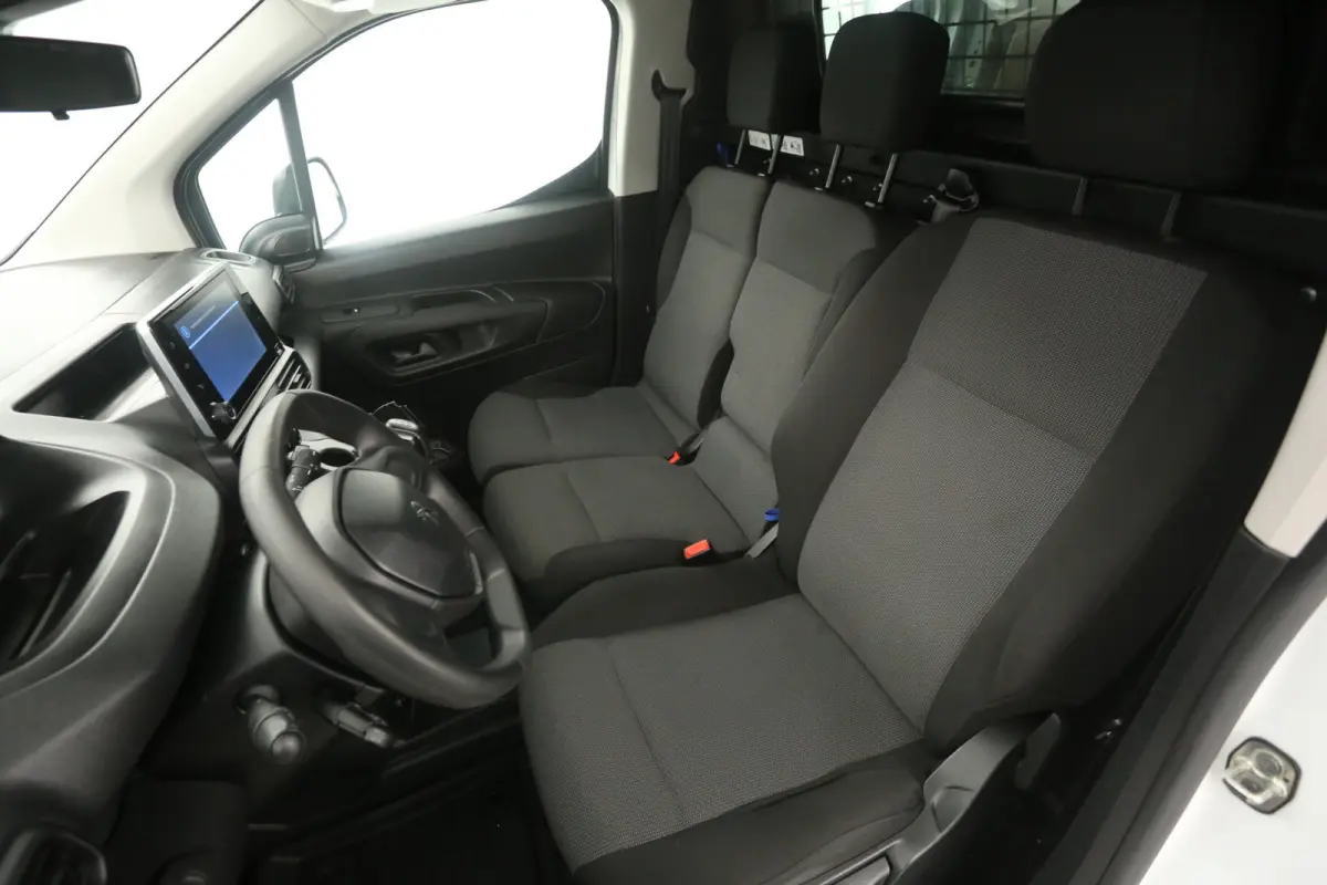 1.5 BlueHDI Pro | 3 Zits | Airco | Cruise | Carplay | Parkeersensoren