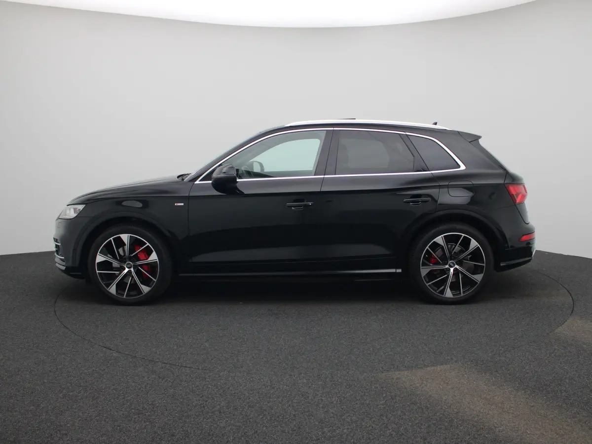 55 TFSI e quattro Competition | Automaat | Panoramadak | Stoelverwarming | Parkeersensoren | Bang&Olufsen | Head-up Display | Sfeerverlichting |