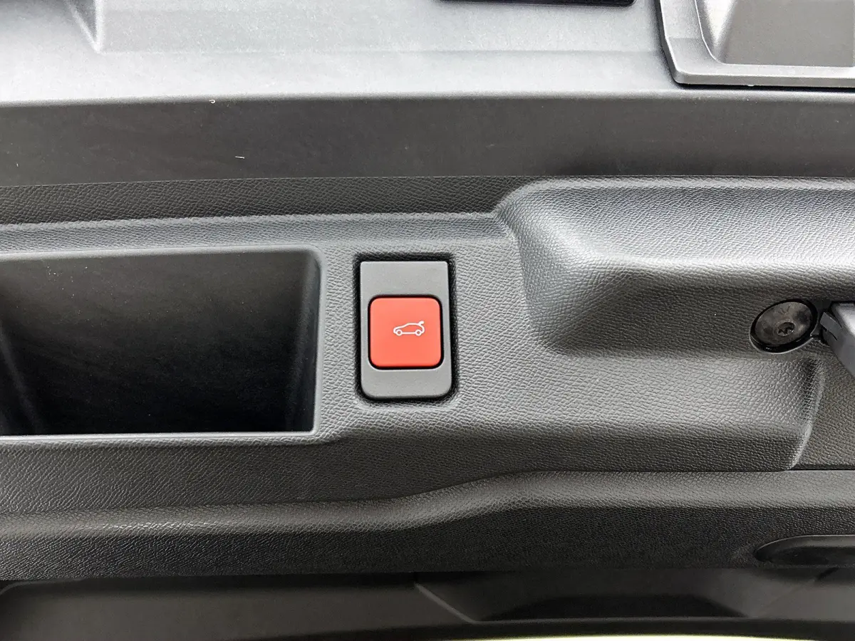 213pk Ultimate 73 kWh Automaat | Tot 8 Jaar Garantie | Elektrisch Verstelb. Bestuurdersstoel | Matrix-LED | Elektrische Achterklep | Navigatie | Adaptieve Cruise Control | Stoel-/Stuurverwar