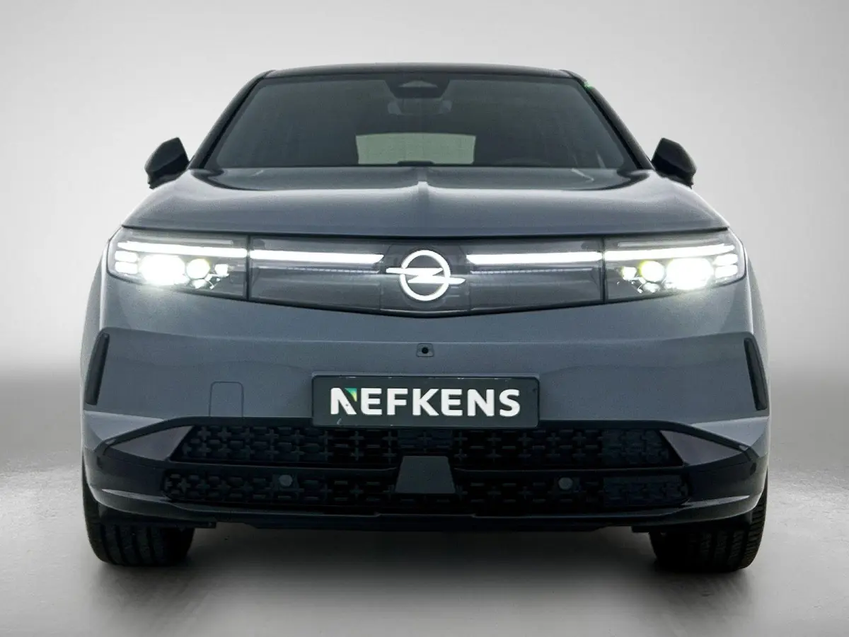 213pk Ultimate 73 kWh Automaat | Tot 8 Jaar Garantie | Elektrisch Verstelb. Bestuurdersstoel | Matrix-LED | Elektrische Achterklep | Navigatie | Adaptieve Cruise Control | Stoel-/Stuurverwar