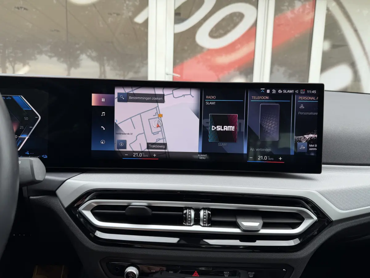 320e PHEV / Camera / Leder / Carplay / Sensoren / Cruise /