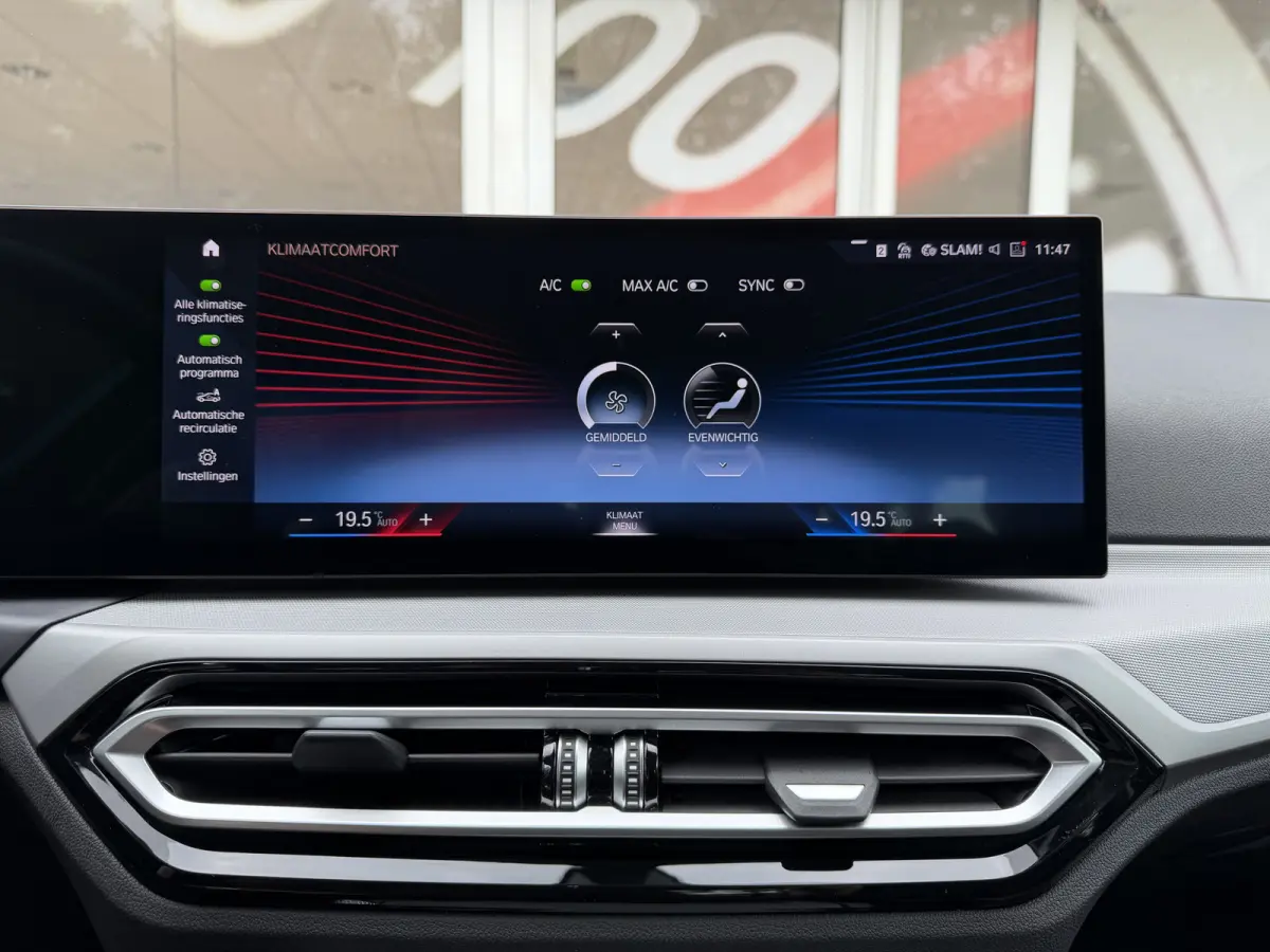 320e PHEV / Camera / Leder / Carplay / Sensoren / Cruise /