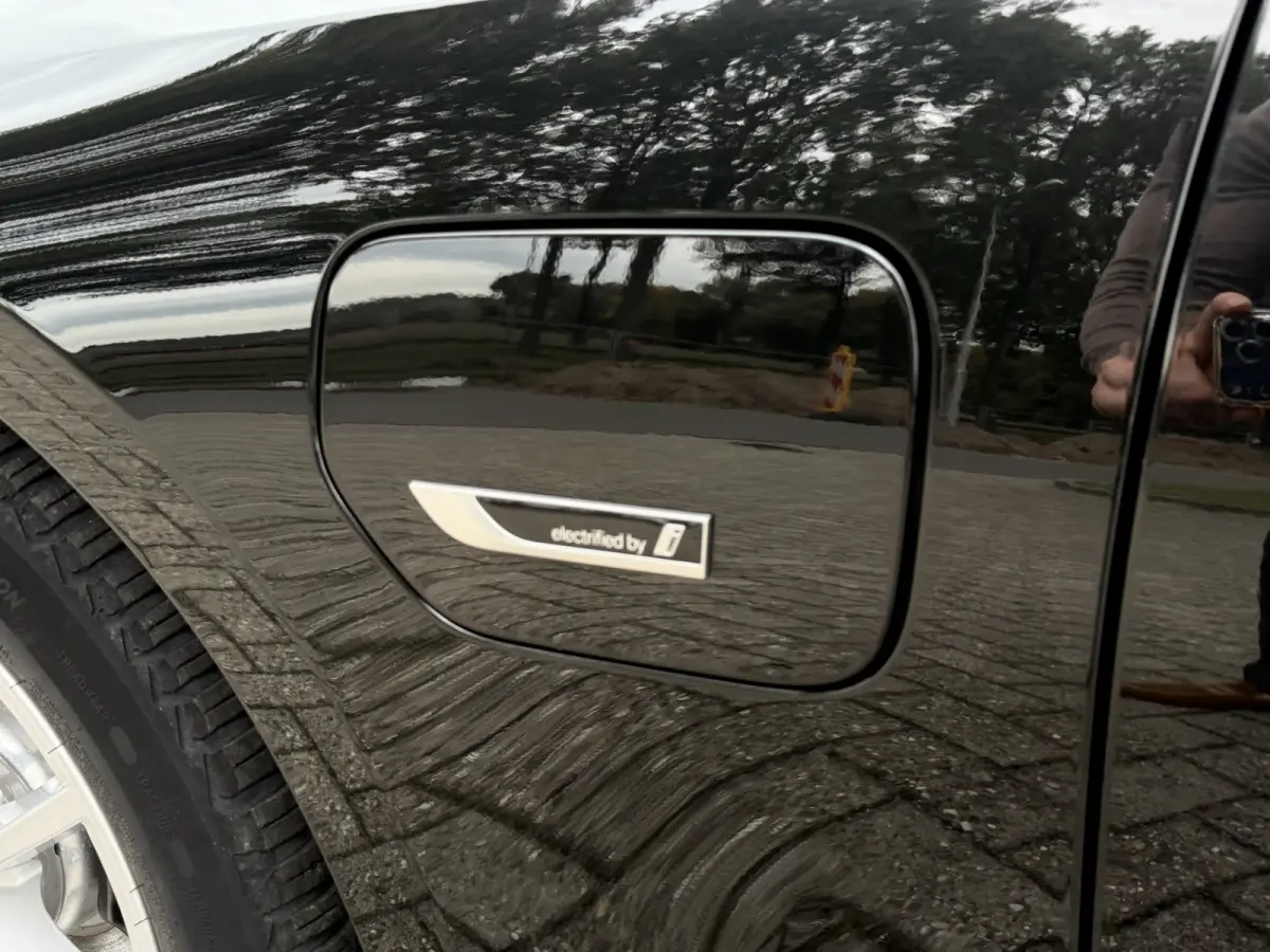 320e PHEV / Camera / Leder / Carplay / Sensoren / Cruise /