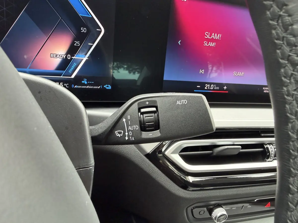 320e PHEV / Camera / Leder / Carplay / Sensoren / Cruise /
