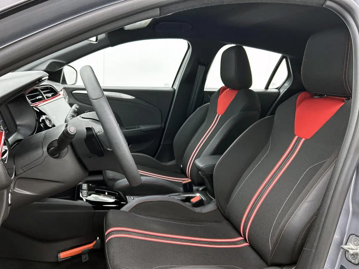 1.2 130pk Level 4 Automaat | 1ste Eigenaar | Navigatie | Climate Control | Cruise Control | 17"LMV | Camera | Dodehoekdetectie | Keyless Entry/Start |