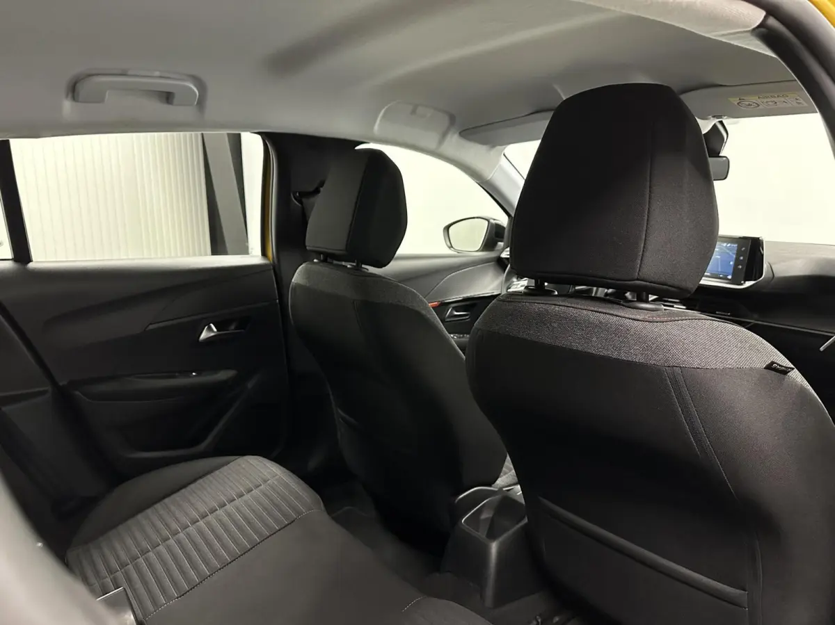 1.2 PureTech Active Pack CRUISE NAVIGATIE CARPLAY LM.