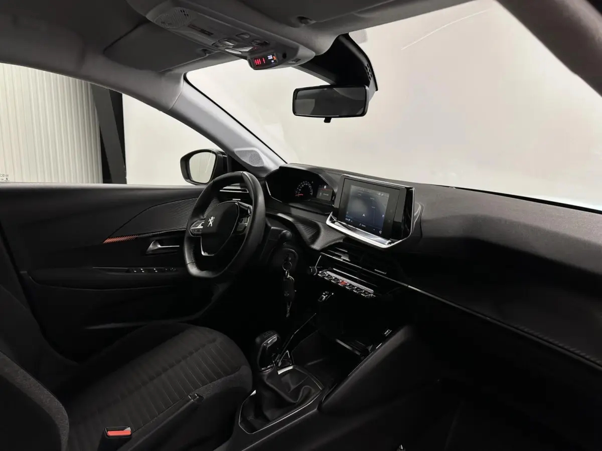 1.2 PureTech Active Pack CRUISE NAVIGATIE CARPLAY LM.