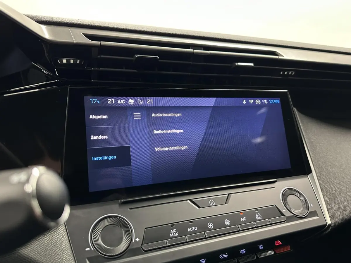 1.2 PureTech Active Pack Business TREKHAAK NAVI CARPLAY CRUISE ECC.