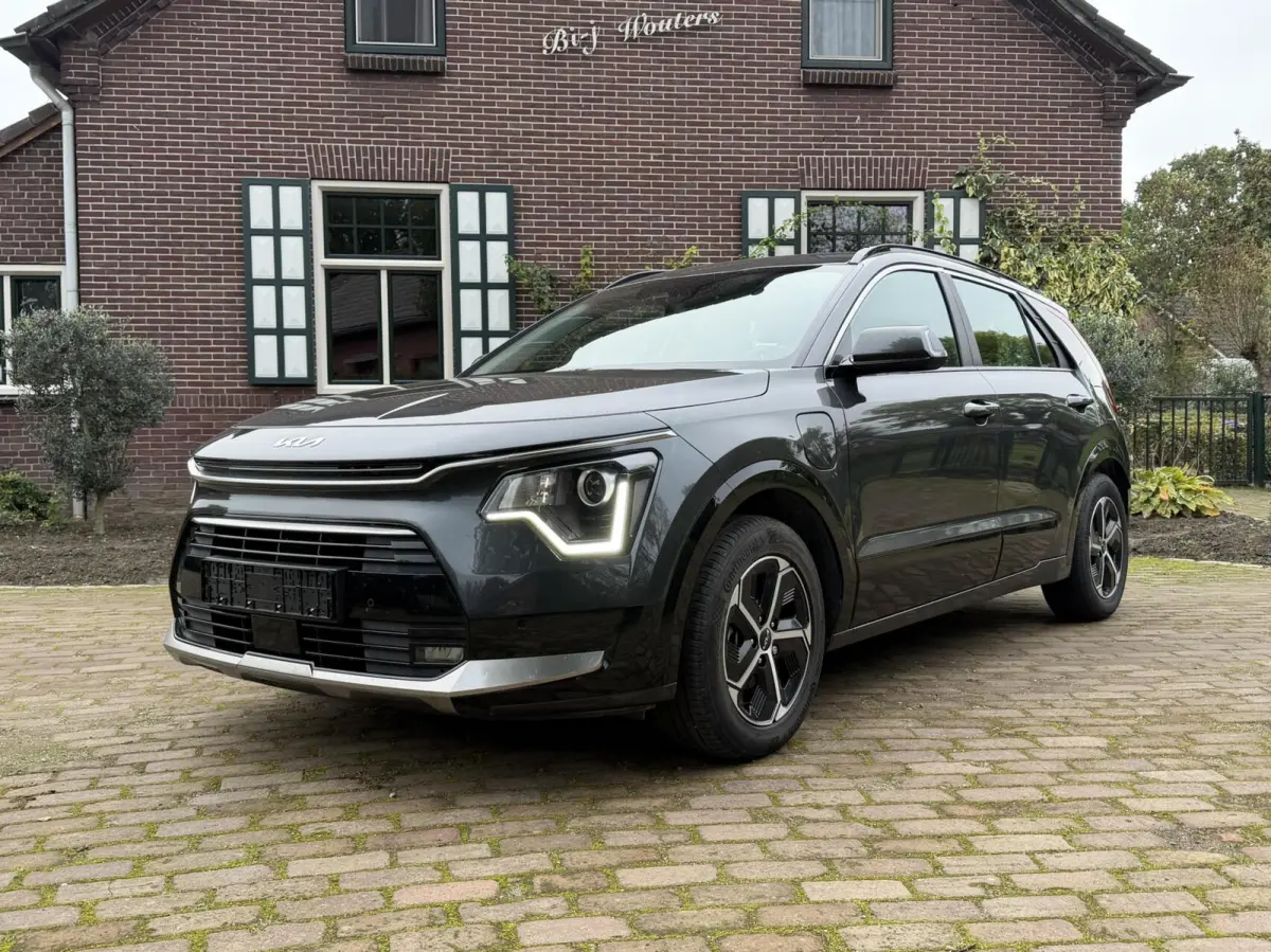 1.6 GDi PHEV DynamicLine